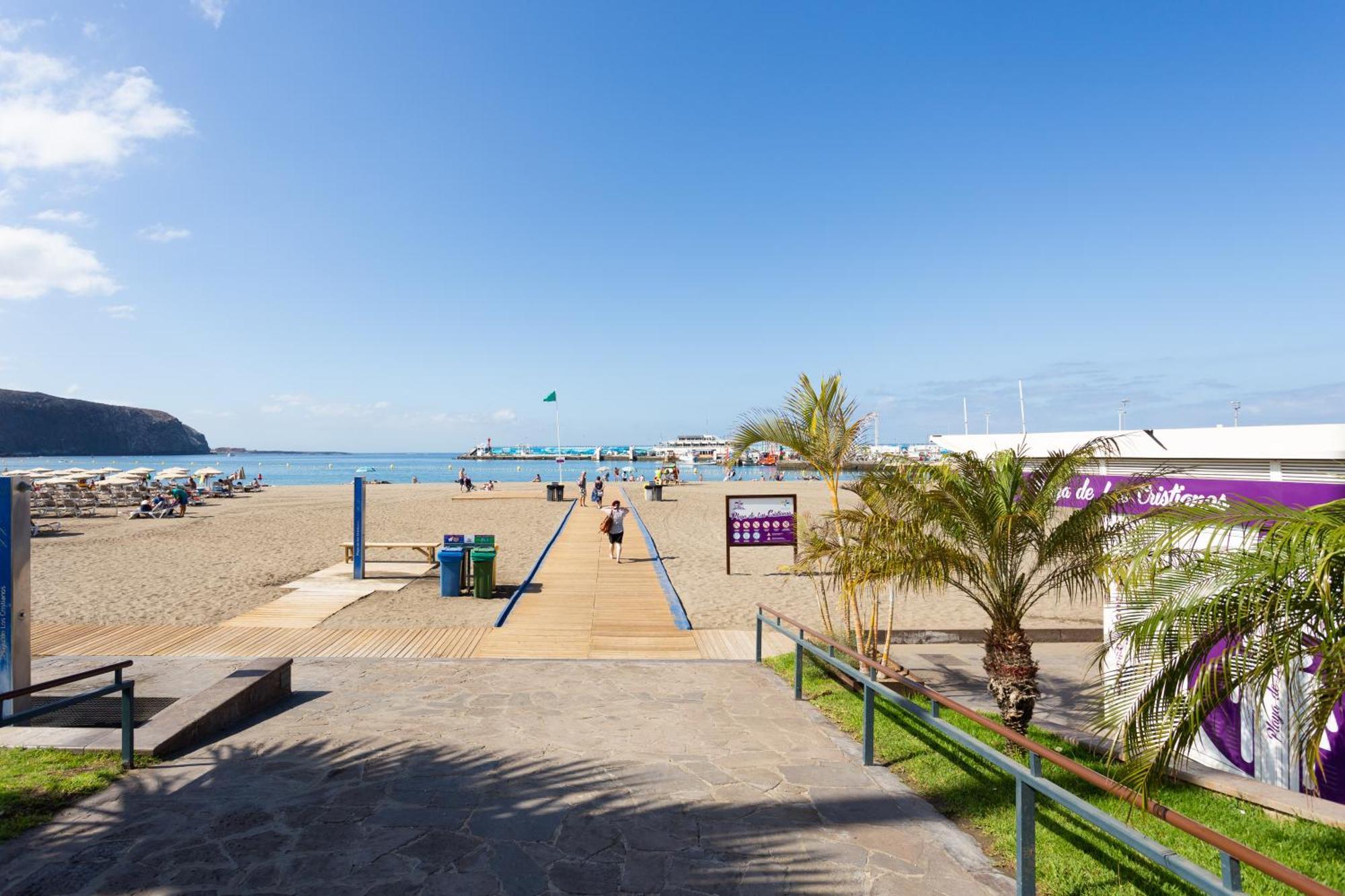 Classbnb - Seafront Studio With Beach View In The Center Of Los Cristianos Los Cristianos  Exterior photo